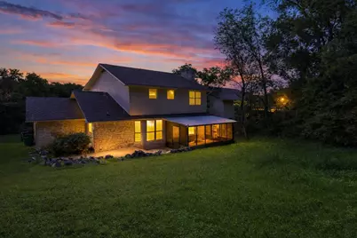 9305 Rolling Oaks Trail, Austin, TX 78750 - Photo 31
