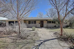 1607 S Elm St, Georgetown, TX 78626 - Photo 1