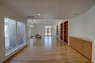 1607 S Elm St, Georgetown, TX 78626 - Photo 15