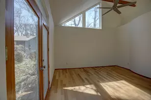 1607 S Elm St, Georgetown, TX 78626 - Photo 25