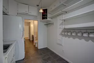 1607 S Elm St, Georgetown, TX 78626 - Photo 9