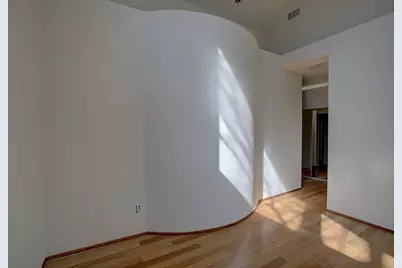 1607 S Elm Street, Georgetown, TX 78626 - Photo 5