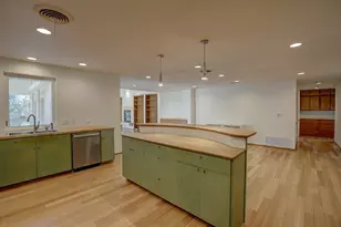 1607 S Elm St, Georgetown, TX 78626 - Photo 15