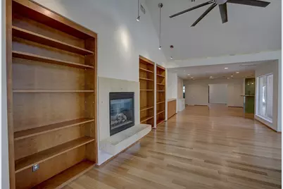1607 S Elm Street, Georgetown, TX 78626 - Photo 23