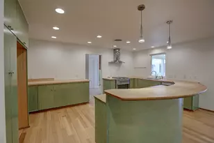 1607 S Elm St, Georgetown, TX 78626 - Photo 9