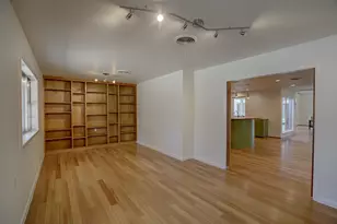1607 S Elm St, Georgetown, TX 78626 - Photo 13