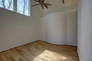 1607 S Elm St, Georgetown, TX 78626 - Photo 7