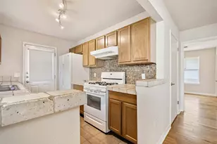 1502 Garden St, Austin, TX 78702 - Photo 15