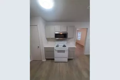 6909 Hyland Circle #A, Austin, TX 78744 - Photo 7