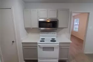 6909 Hyland Cir, Austin, TX 78744 - Photo 7