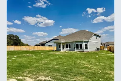 204 Coopers Hawk Crest, Cedar Creek, TX 78612 - Photo 5