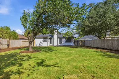 812 Honeysuckle Drive, Leander, TX 78641 - Photo 21
