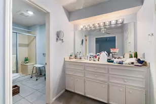 8401 Greenflint Ln, Austin, TX 78759 - Photo 13