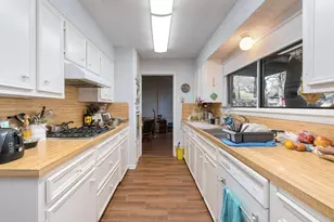 8401 Greenflint Ln, Austin, TX 78759 - Photo 5