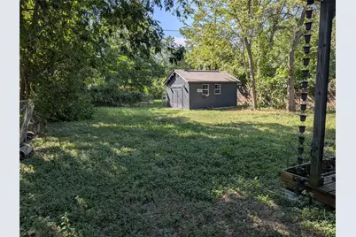 1109 Spur Street, Austin, TX 78721 - Photo 21