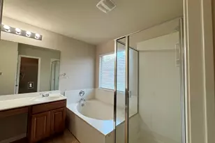 285 Amber Ash Dr, Kyle, TX 78640 - Photo 19