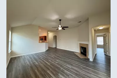 285 Amber Ash Drive, Kyle, TX 78640 - Photo 9