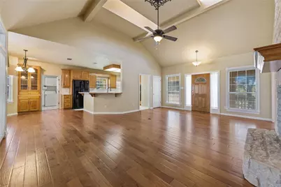 2550 County Road 233, Florence, TX 76527 - Photo 9
