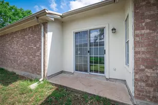 2312 MacArthur Ave, Lago Vista, TX 78645 - Photo 31