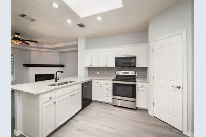 2312 Mac Arthur Avenue, Lago Vista, TX 78645 - Photo 15