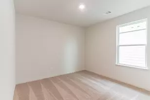 112 Allington Cir, Jarrell, TX 76537 - Photo 19