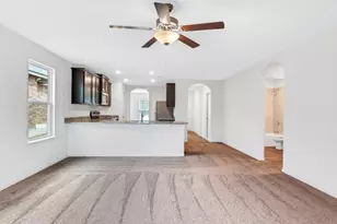 112 Allington Cir, Jarrell, TX 76537 - Photo 5