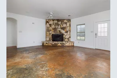 2610 Fm 3061, Thorndale, TX 76577 - Photo 7