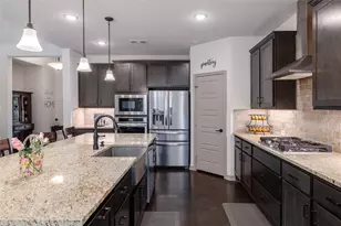 121 Esperanza Petal Pass, Liberty Hill, TX 78642 - Photo 17