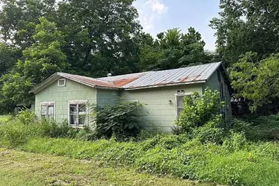 409 Lee Street, Smithville, TX 78957 - Photo 3