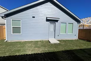 23437 Firelight Dr, Elgin, TX 78621 - Photo 33