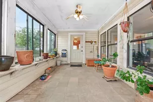 2102 Staples Rd, San Marcos, TX 78666 - Photo 25