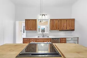 2102 Staples Rd, San Marcos, TX 78666 - Photo 11