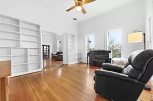 2102 Staples Rd, San Marcos, TX 78666 - Photo 15