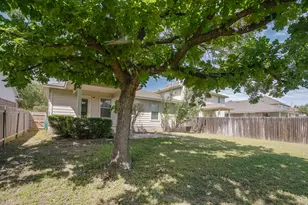 2724 Kickapoo Cavern Dr, Pflugerville, TX 78660 - Photo 23