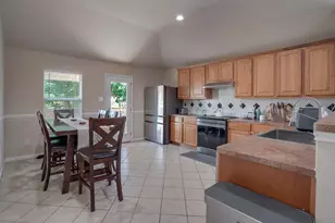 2724 Kickapoo Cavern Dr, Pflugerville, TX 78660 - Photo 9