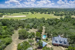 153 Ironstone Rd, Smithville, TX 78957 - Photo 37