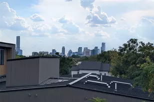 2204 E 13th St, Austin, TX 78702 - Photo 3