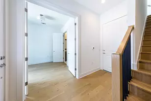 1201 Shore District Dr, Austin, TX 78741 - Photo 5