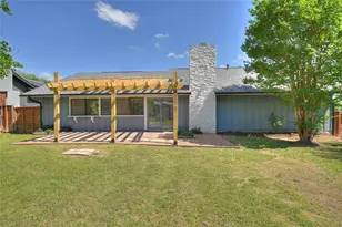 6430 Bridgewater Dr, Austin, TX 78723 - Photo 19