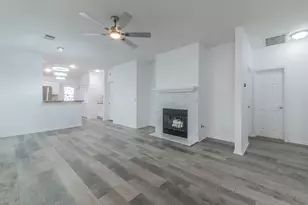 12412 Jamie Dr, Manor, TX 78653 - Photo 9