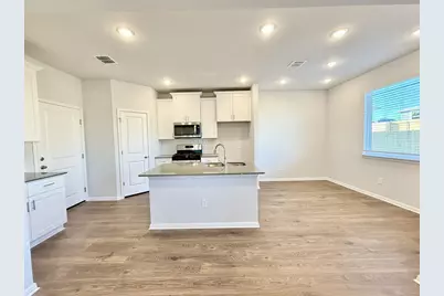 11317 Zip Cochise Way, Austin, TX 78653 - Photo 7