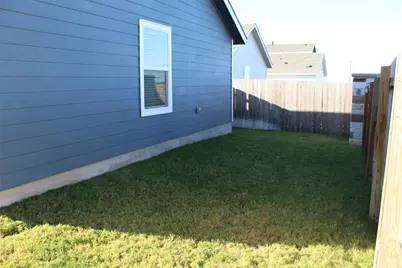 205 Marty Allen Loop, Jarrell, TX 76537 - Photo 21