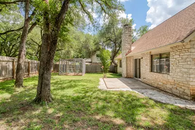 12015 Carmel Park Lane, Austin, TX 78727 - Photo 21