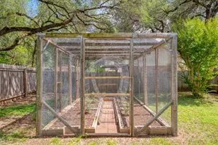 12015 Carmel Park Ln, Austin, TX 78727 - Photo 25