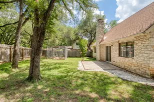 12015 Carmel Park Ln, Austin, TX 78727 - Photo 23