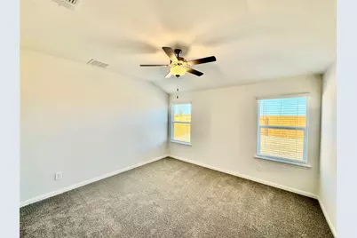 121 Holmby Drive, Hutto, TX 78634 - Photo 3