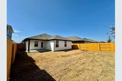 121 Holmby Drive, Hutto, TX 78634 - Photo 5