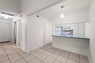 2708 S 1st St, Austin, TX 78704 - Photo 9