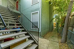 2708 S 1st St, Austin, TX 78704 - Photo 3