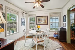 801 Bishop St, Smithville, TX 78957 - Photo 21